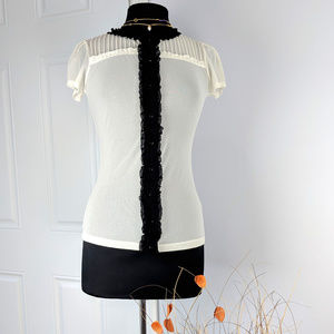 🆕 The Limited Ivory Top Sz XS